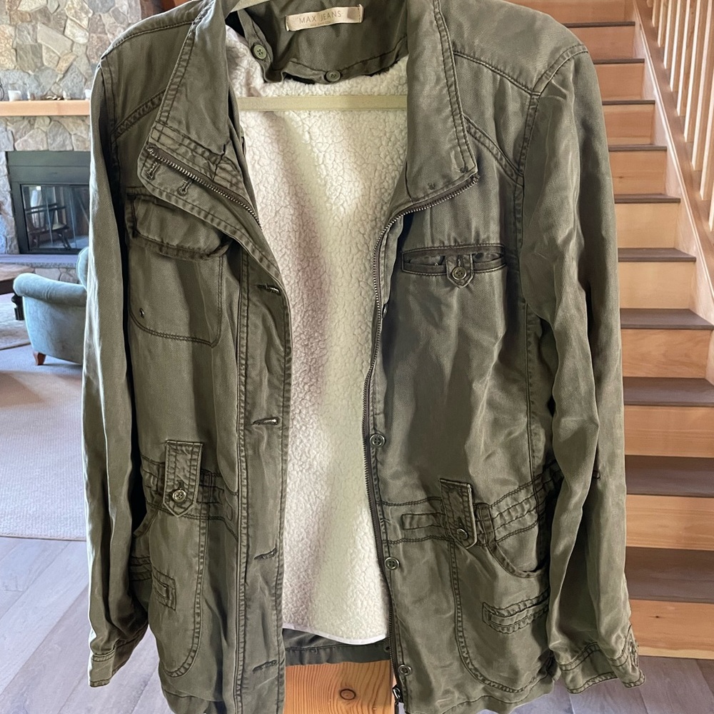 Max Mara army green jacket with Sherpa lining
